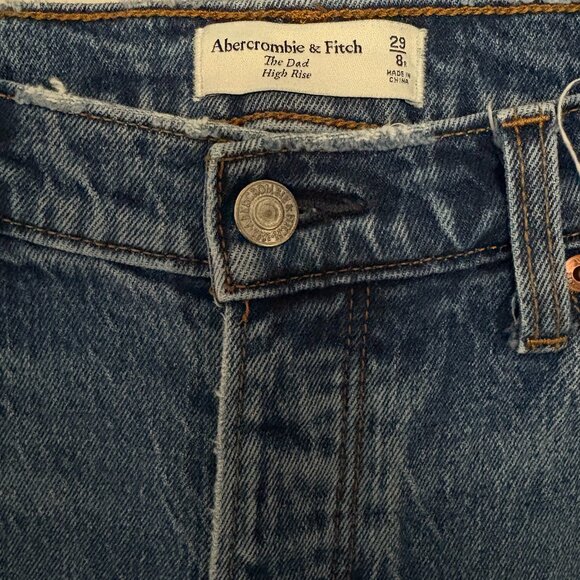 Abercrombie and Fitch "The Dad" High Rise Jean Size 29/8R - Picture 2 of 6